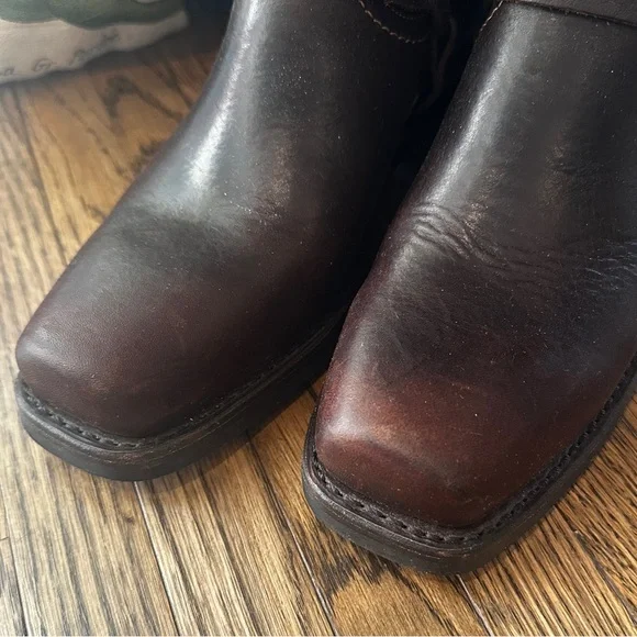 Frye dark brown pull on heeled harness moto booties size 7.5 excellent condition